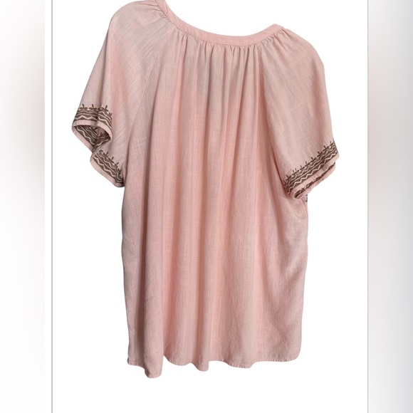 JJill NWOT Embroidered Split Neck Embroidered Top - Picture 5 of 5